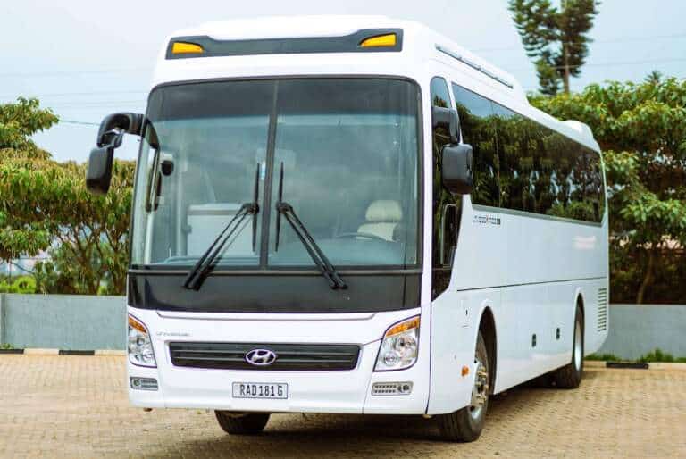 5 Shuttle Benefits That Help You Live More Sustainably