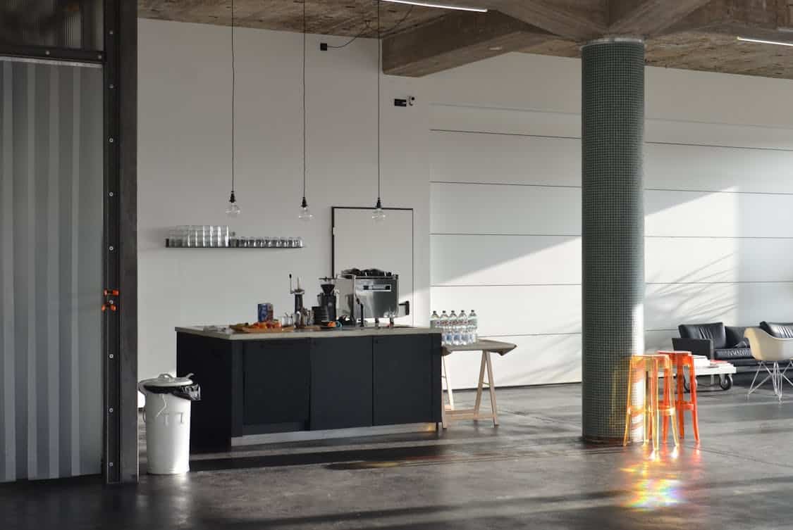 How to Combine Epoxy with Concrete for Stunning Results